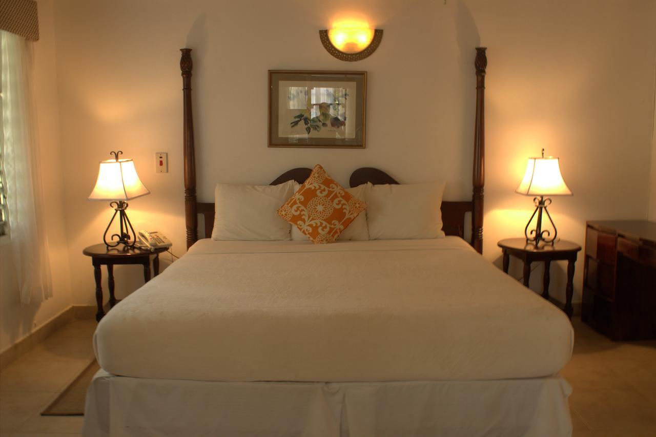 Yard Beach House Negril Buitenkant foto