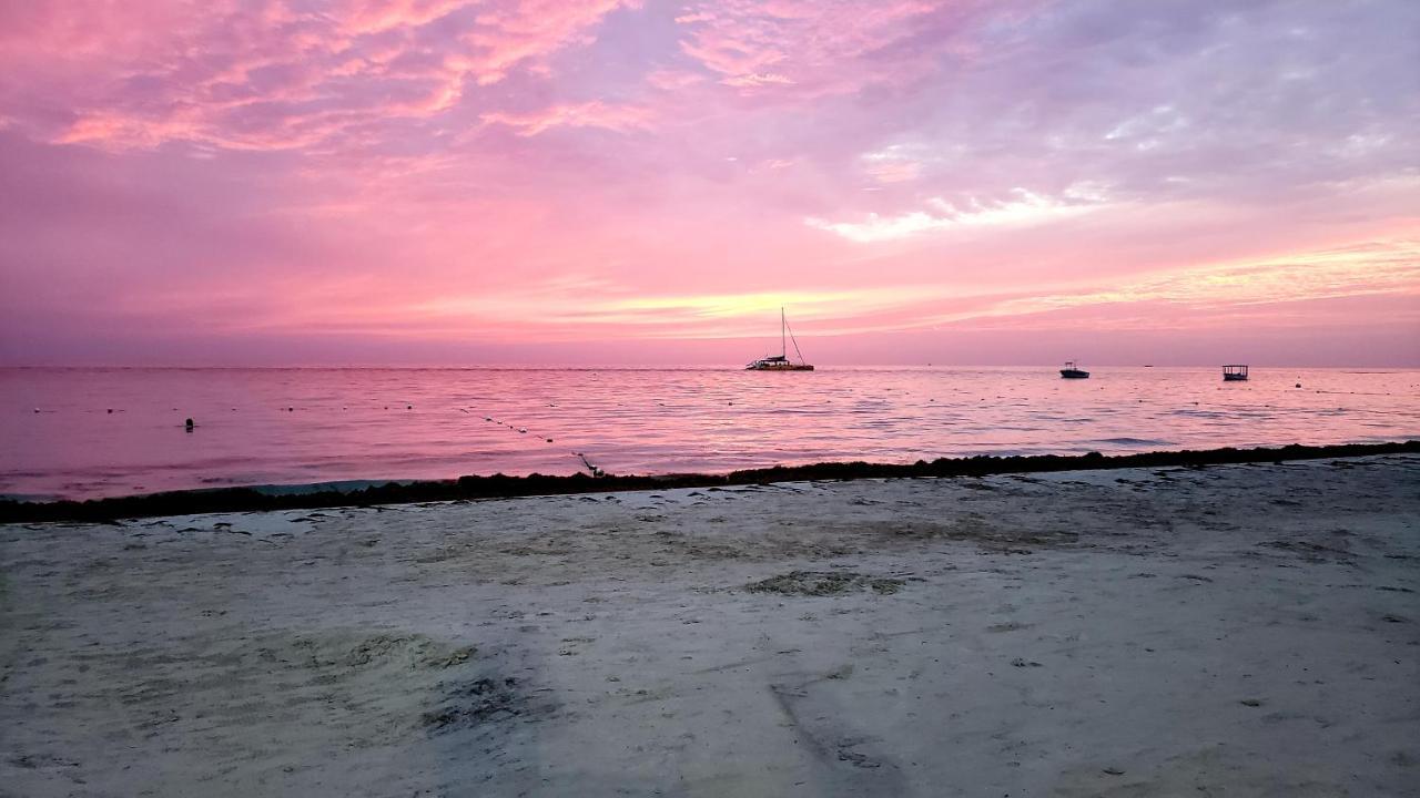 Yard Beach House Negril Buitenkant foto